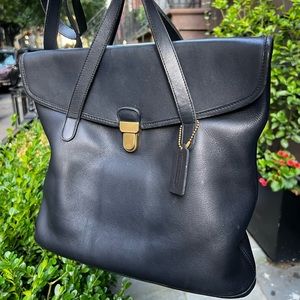 Rare‼️Coach Brandon bucket tote 9915 in black leather
